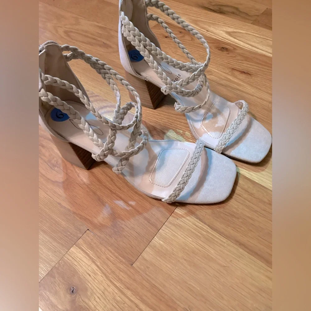 Joie Light nude color strappy block heeled sandals size 6.5 NEW - Picture 1 of 9